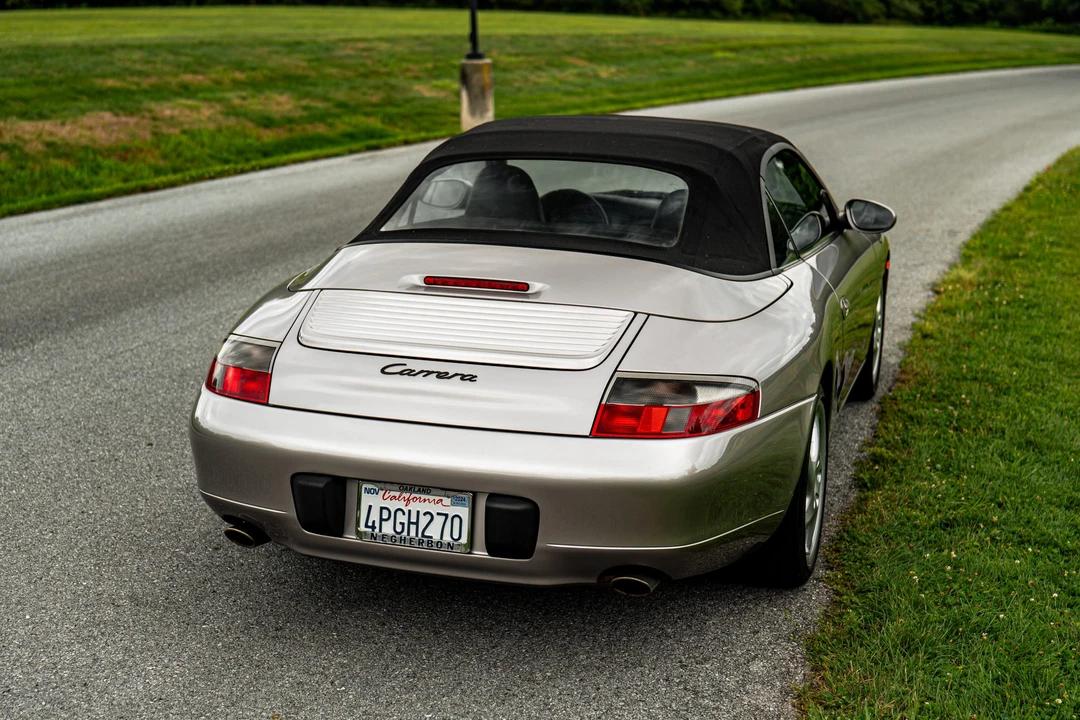 2001 Porsche 996 Carrera - Image 24 of 31