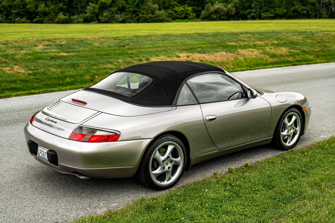 2001 Porsche 996 Carrera - Image 20 of 31