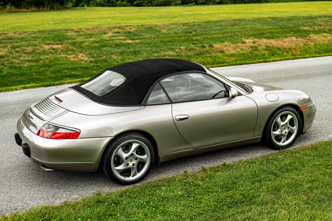 2001 Porsche 996 Carrera - Image 19 of 31