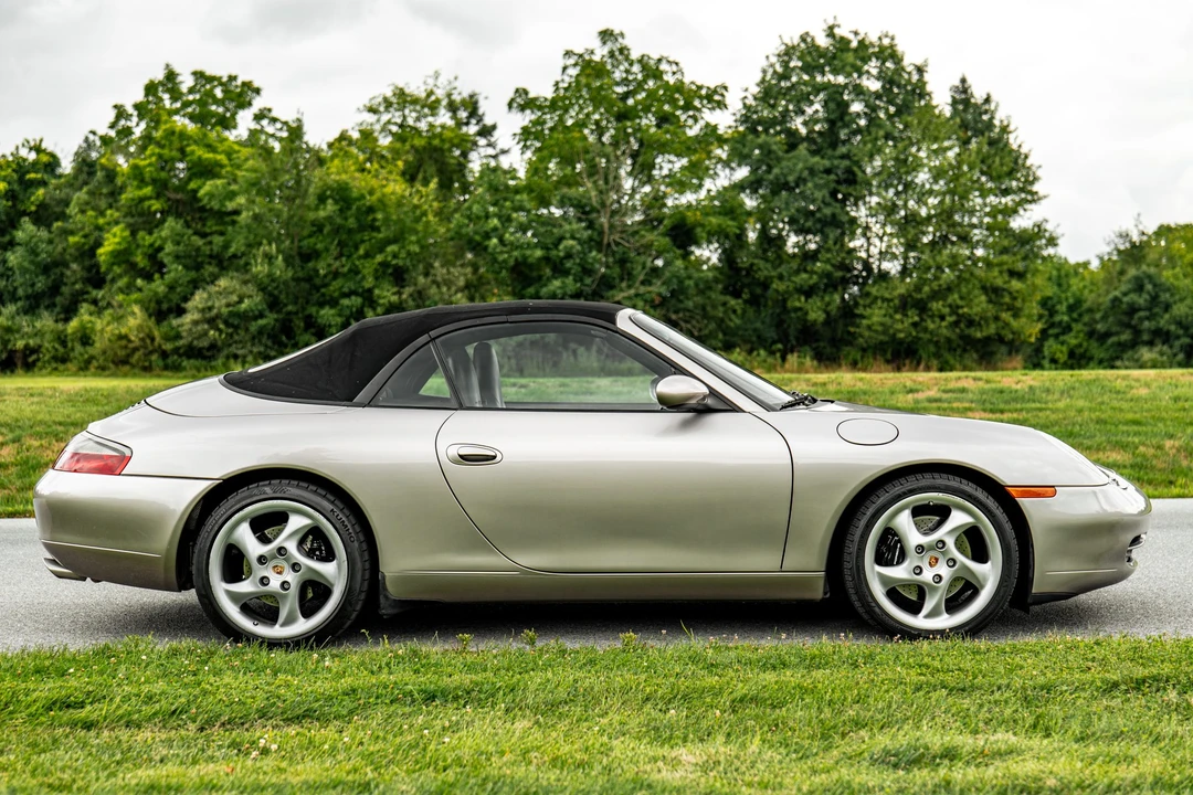 2001 Porsche 996 Carrera - Image 14 of 31