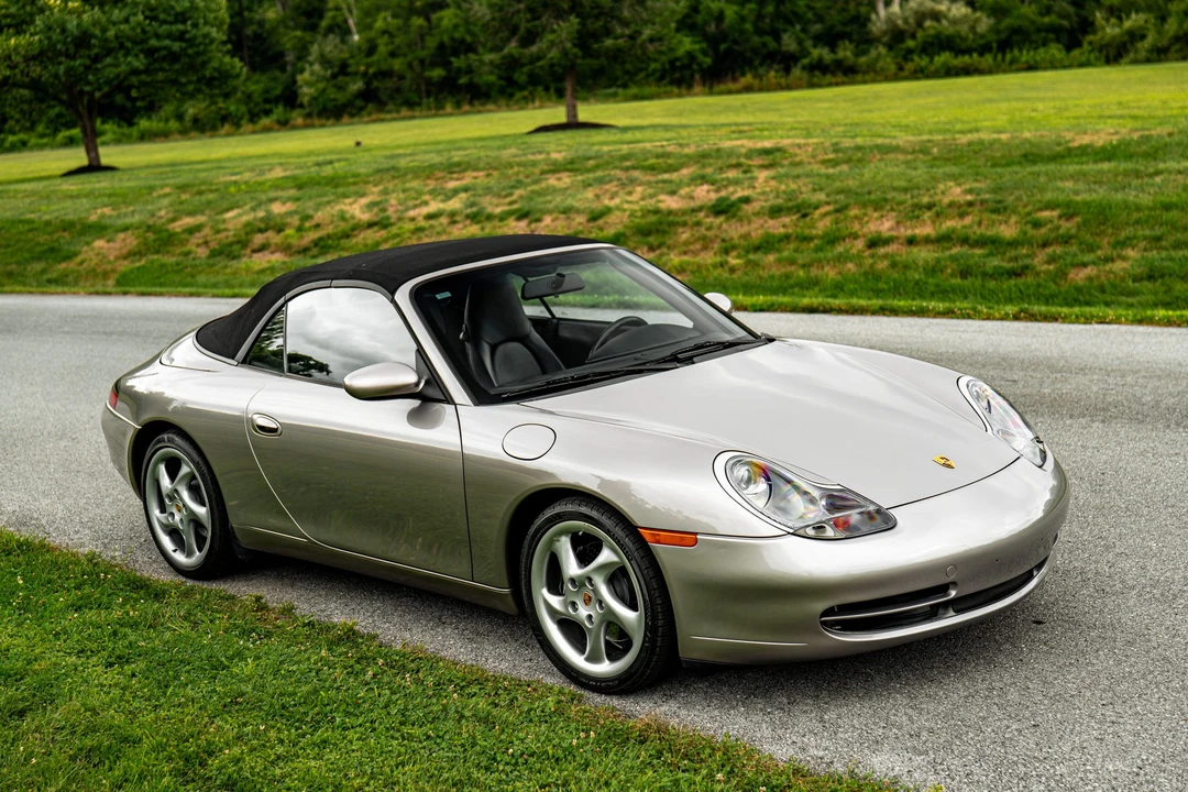 2001 Porsche 996 Carrera - Image 9 of 31