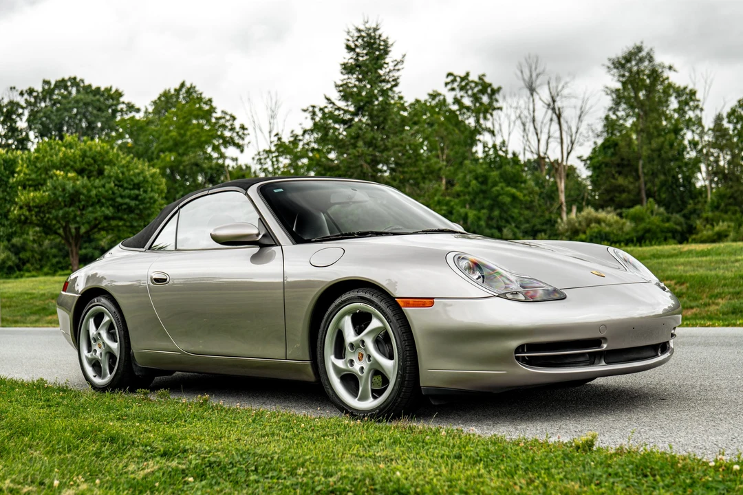 2001 Porsche 996 Carrera - Image 8 of 31
