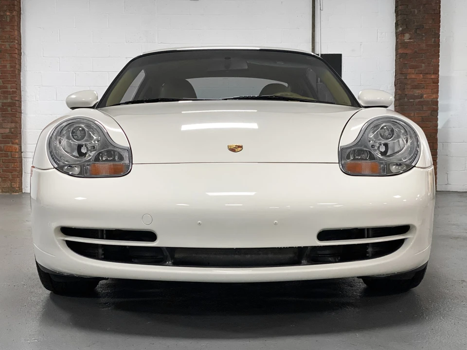 2001 Porsche 996 Carrera - Image 19 of 31