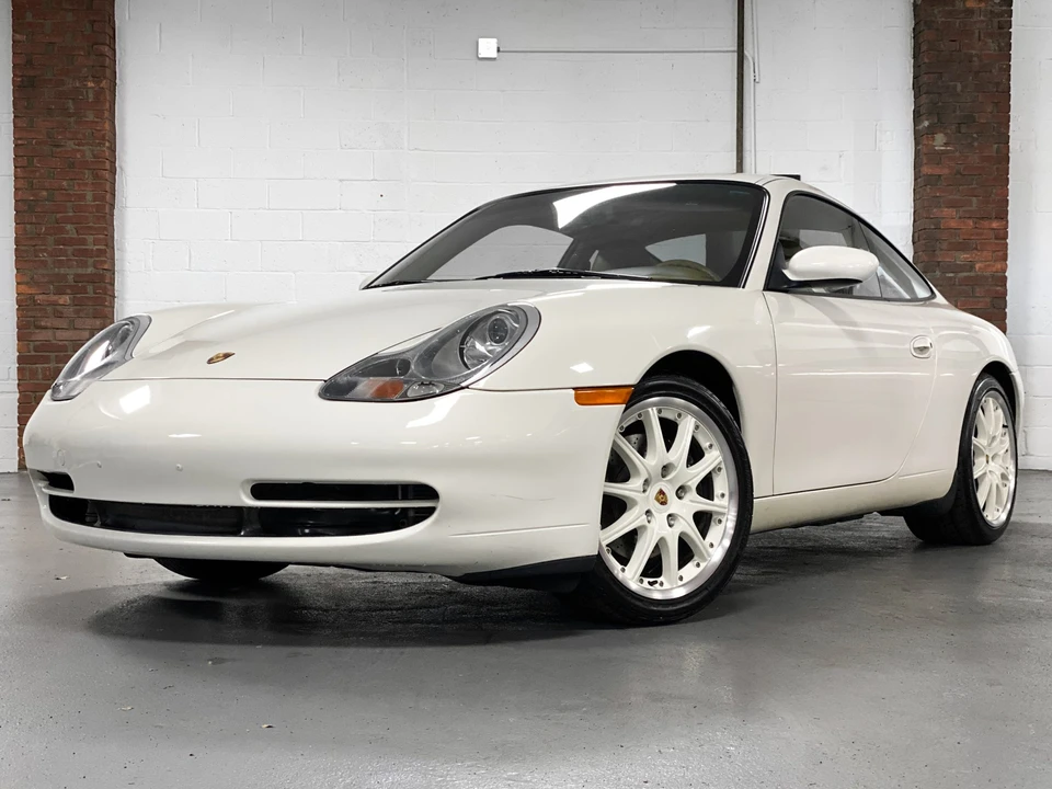 2001 Porsche 996 Carrera - Image 4 of 31