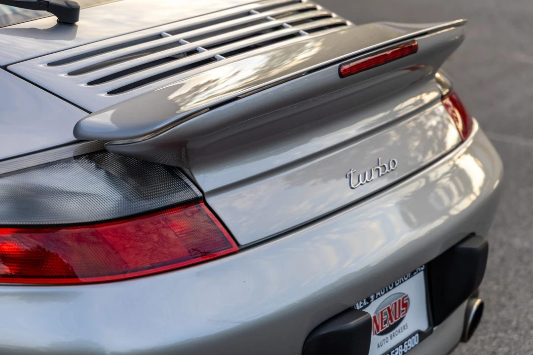 2001 Porsche 996 Turbo - Image 28 of 31