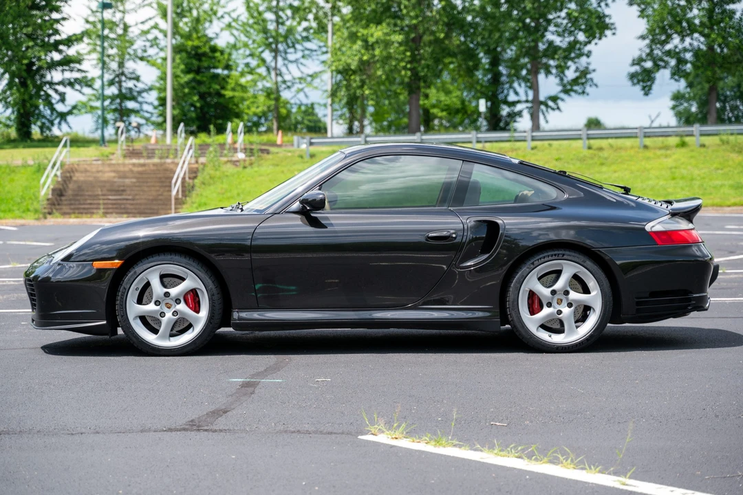 2001 Porsche 996 Turbo - Image 8 of 31