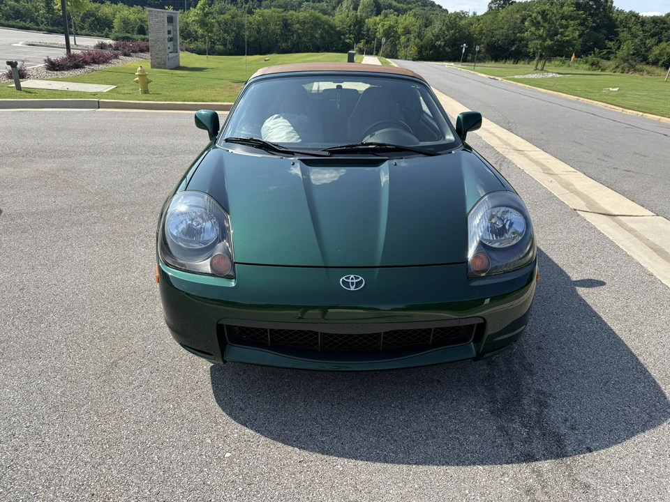 2001 Toyota MR2 Spyder/MR-S - Image 12 of 31