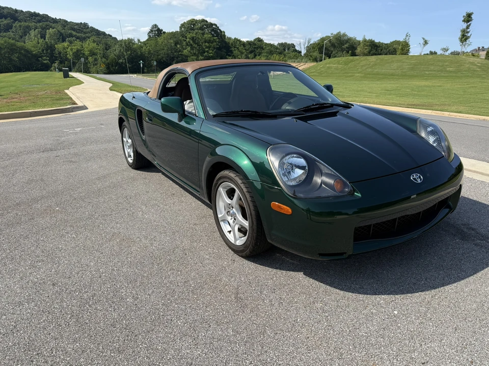 2001 Toyota MR2 Spyder/MR-S - Image 20 of 31