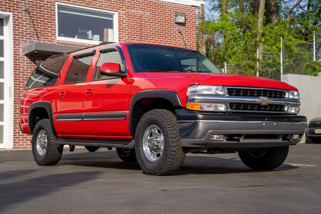 2002 Chevrolet Suburban 9th Gen - Image 21 of 31