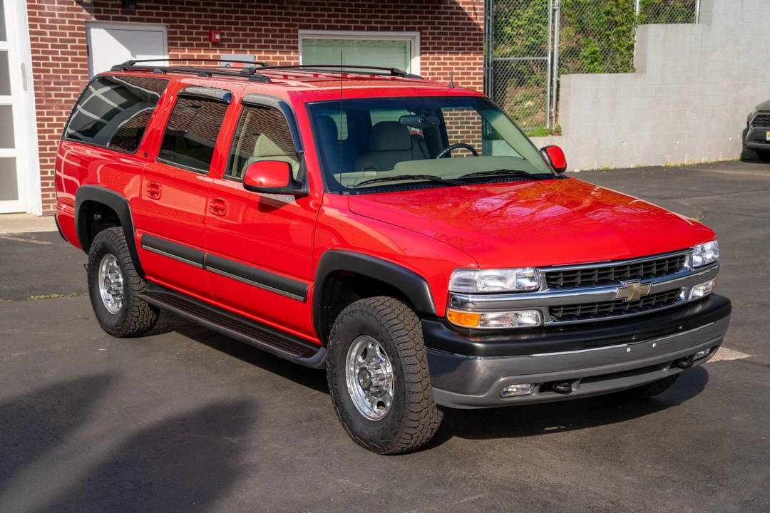 2002 Chevrolet Suburban 9th Gen - Image 22 of 31