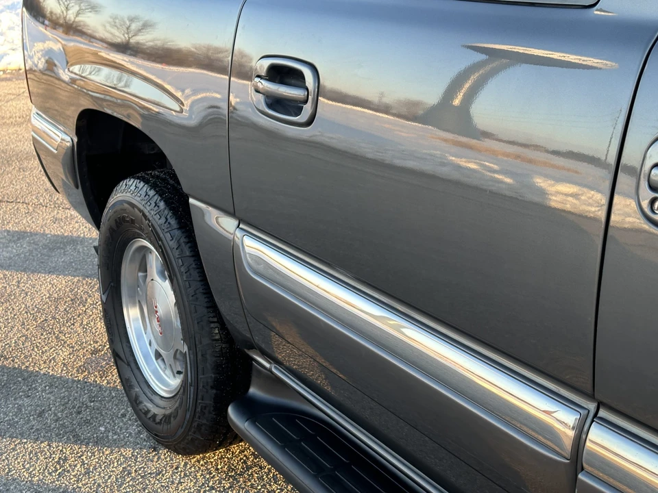 2002 GMC Yukon 2nd Gen - Image 31 of 31