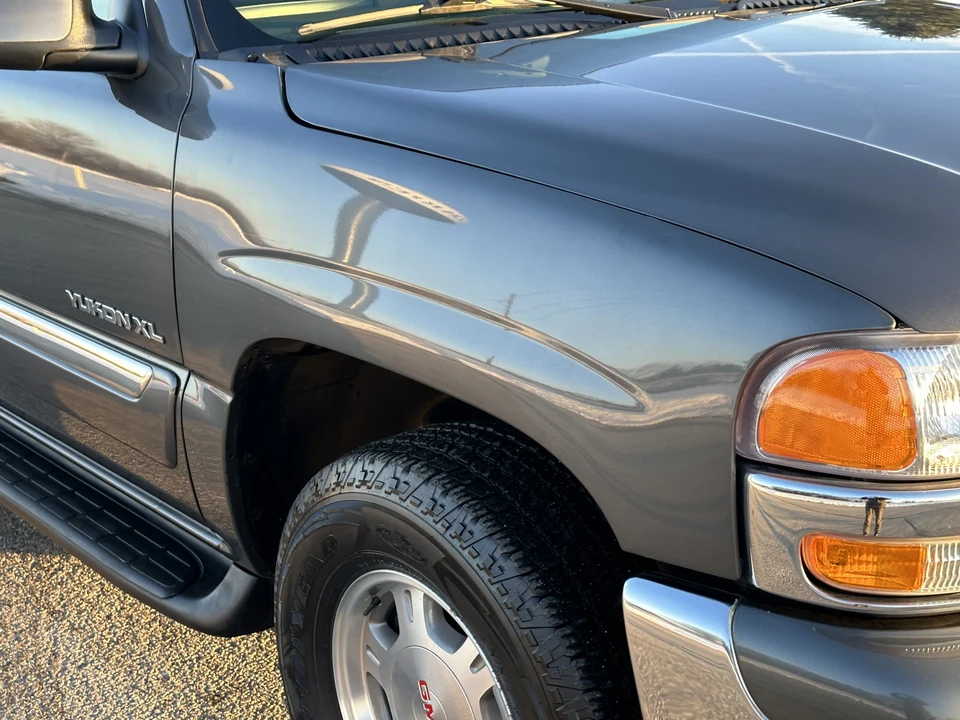 2002 GMC Yukon 2nd Gen - Image 28 of 31