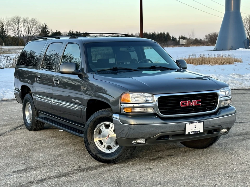 2002 GMC Yukon 2nd Gen - Image 5 of 31
