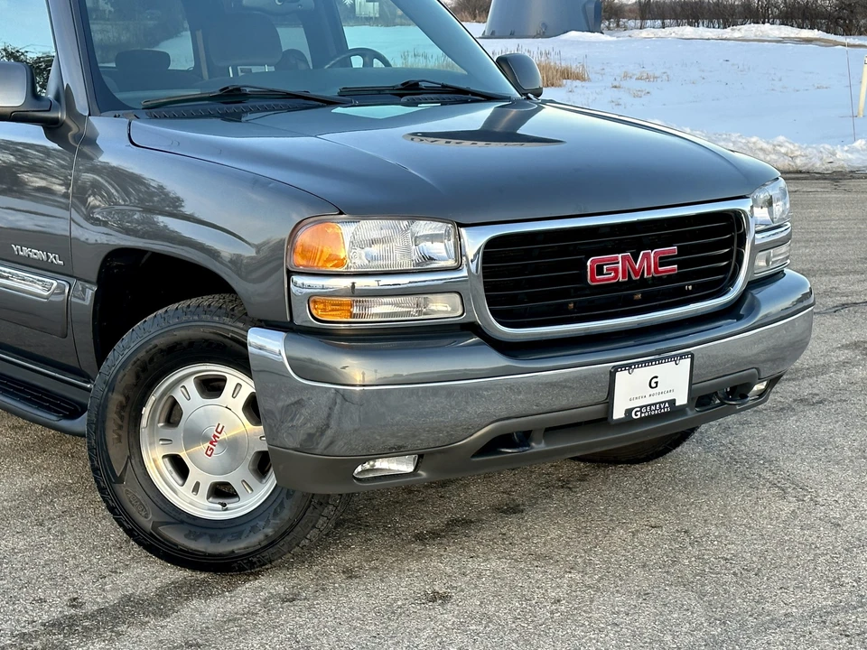 2002 GMC Yukon 2nd Gen - Image 20 of 31