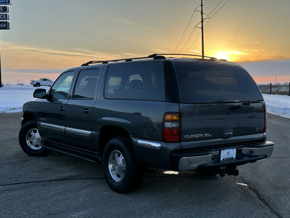 2002 GMC Yukon 2nd Gen - Image 16 of 31