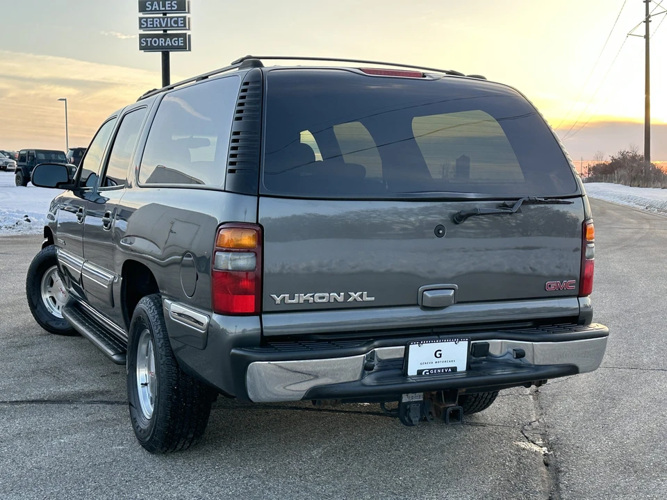 2002 GMC Yukon 2nd Gen - Image 14 of 31