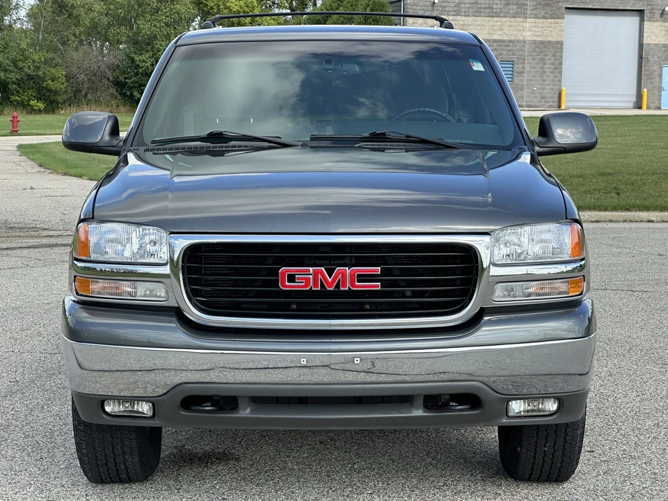 2002 GMC Yukon 2nd Gen - Image 17 of 31