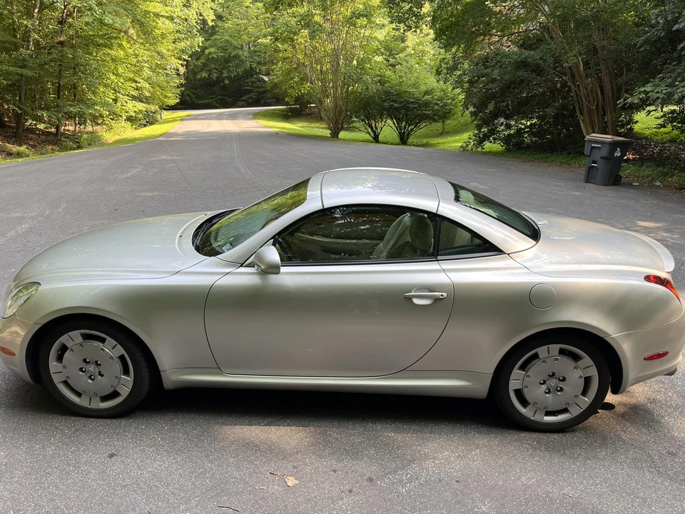 2002 Lexus SC430 - Image 10 of 31