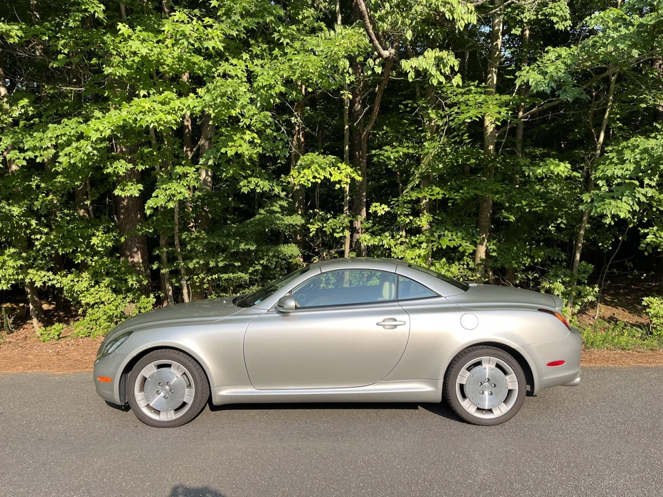 2002 Lexus SC430 - Image 11 of 31