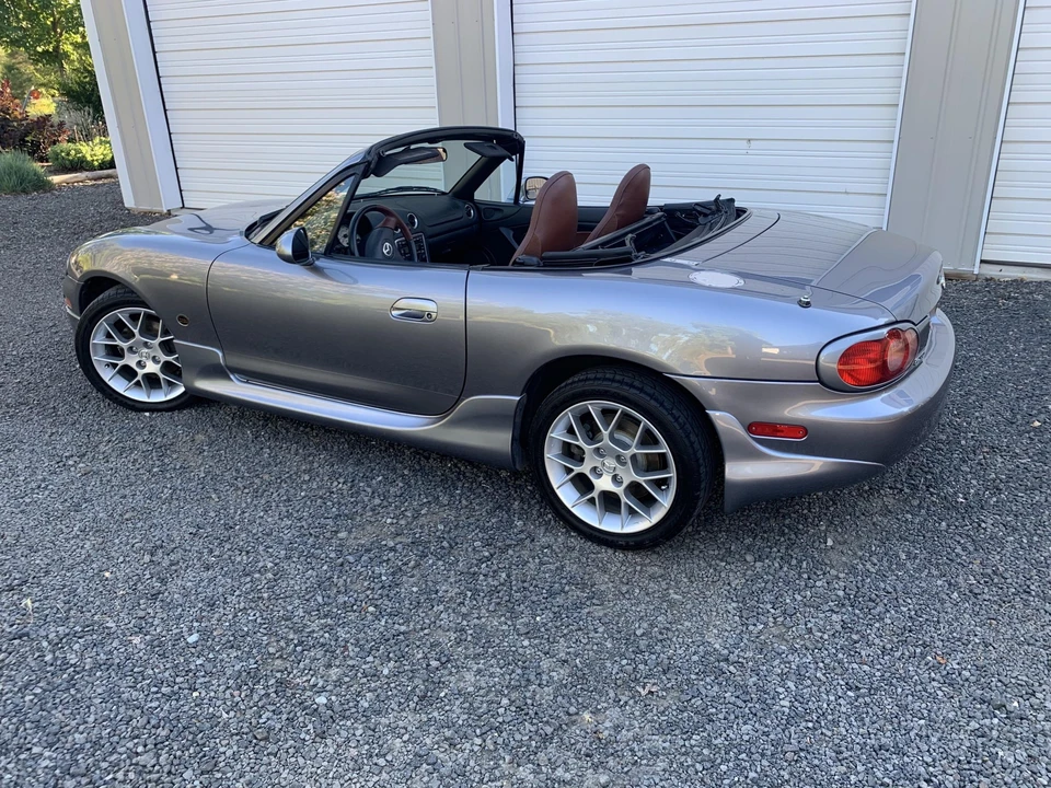 2002 Mazda NB MX-5 Miata - Image 6 of 31