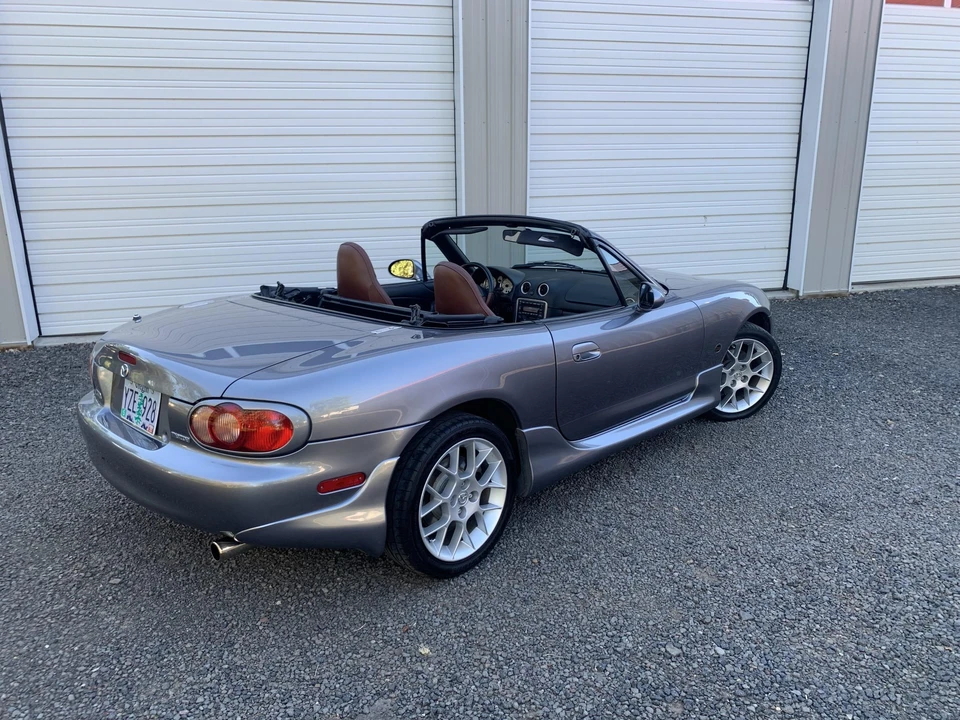 2002 Mazda NB MX-5 Miata - Image 11 of 31