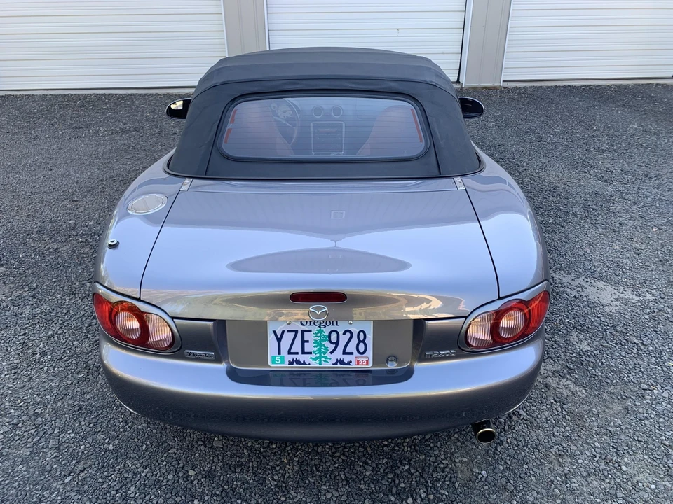 2002 Mazda NB MX-5 Miata - Image 8 of 31