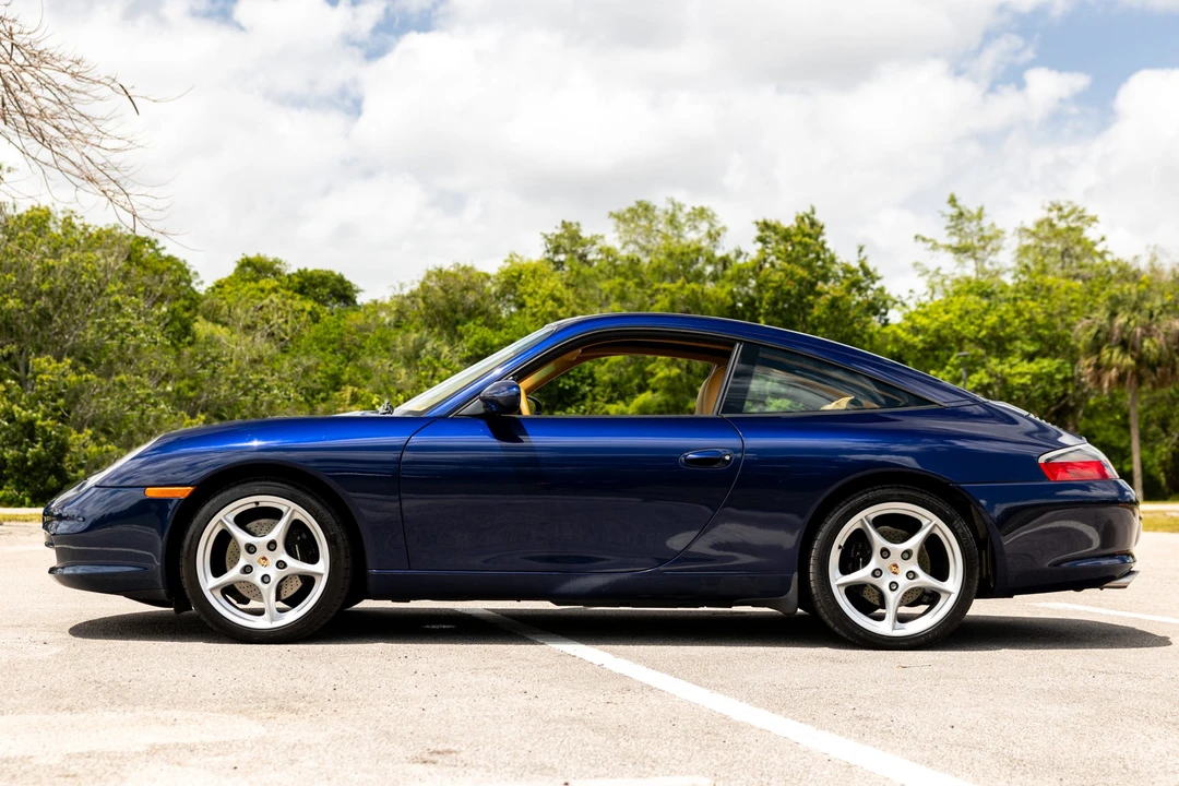 2002 Porsche 996 Carrera - Image 11 of 31