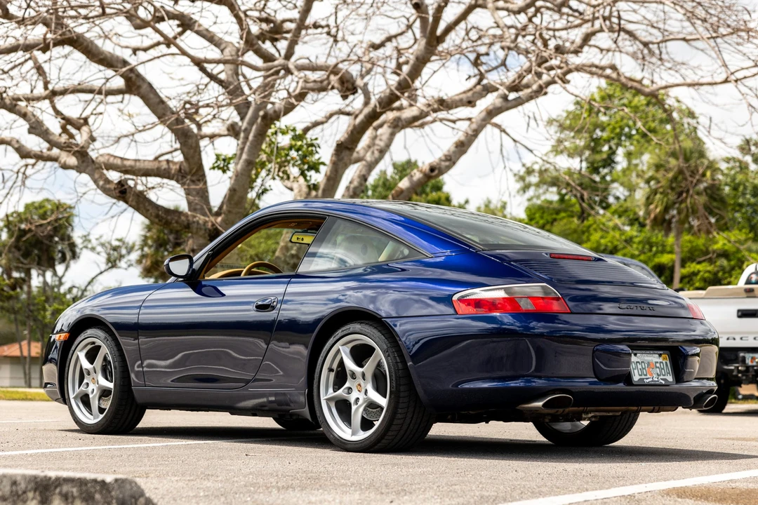 2002 Porsche 996 Carrera - Image 10 of 31