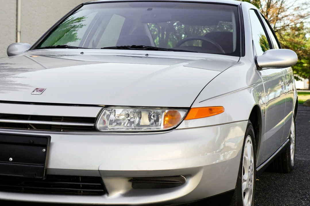 2002 Saturn - Image 13 of 31