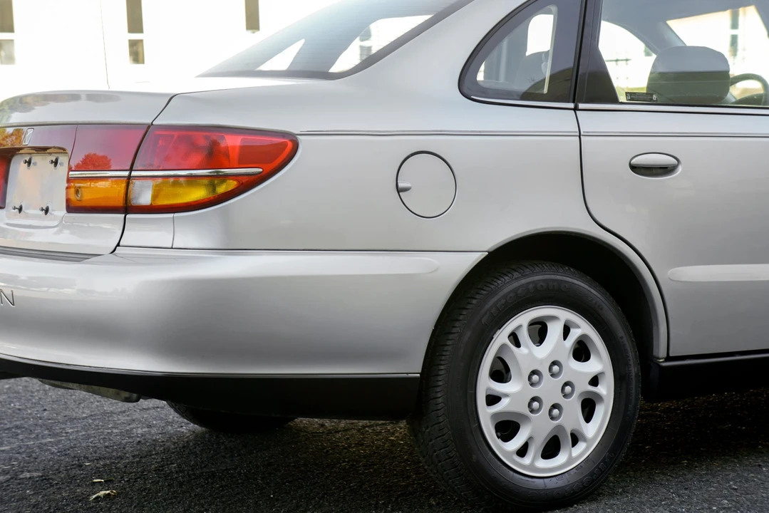2002 Saturn - Image 23 of 31