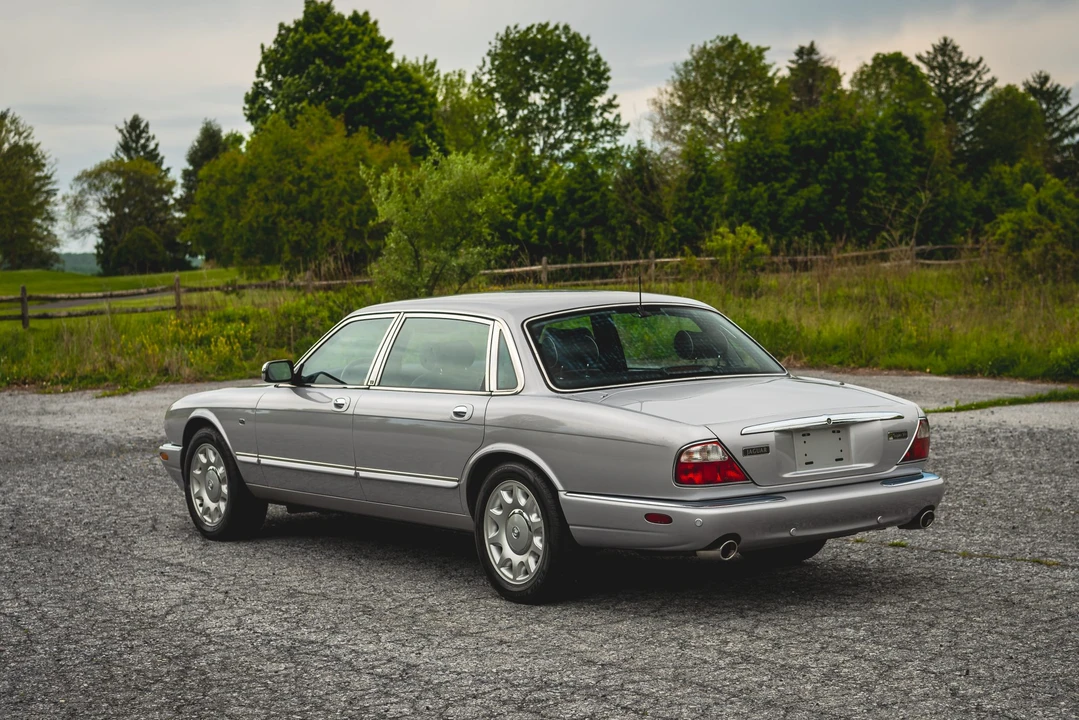 2003 Jaguar X308 XJ - Image 18 of 31