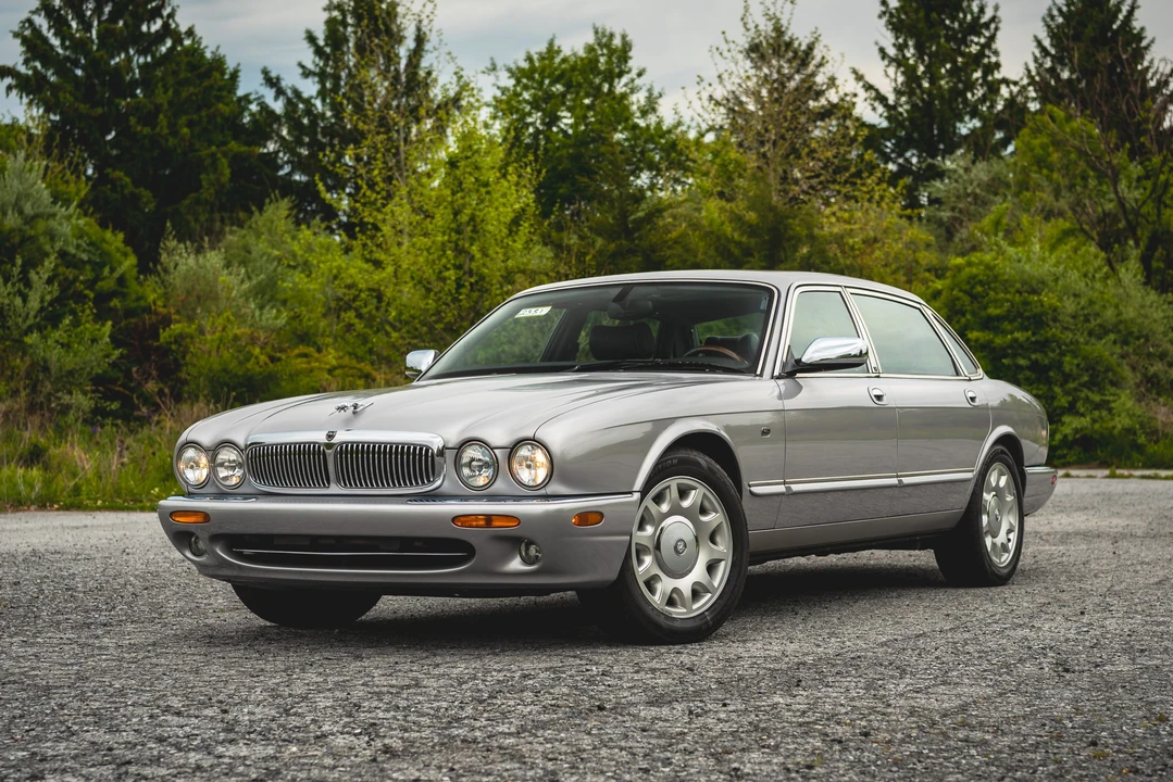 2003 Jaguar X308 XJ - Image 4 of 31