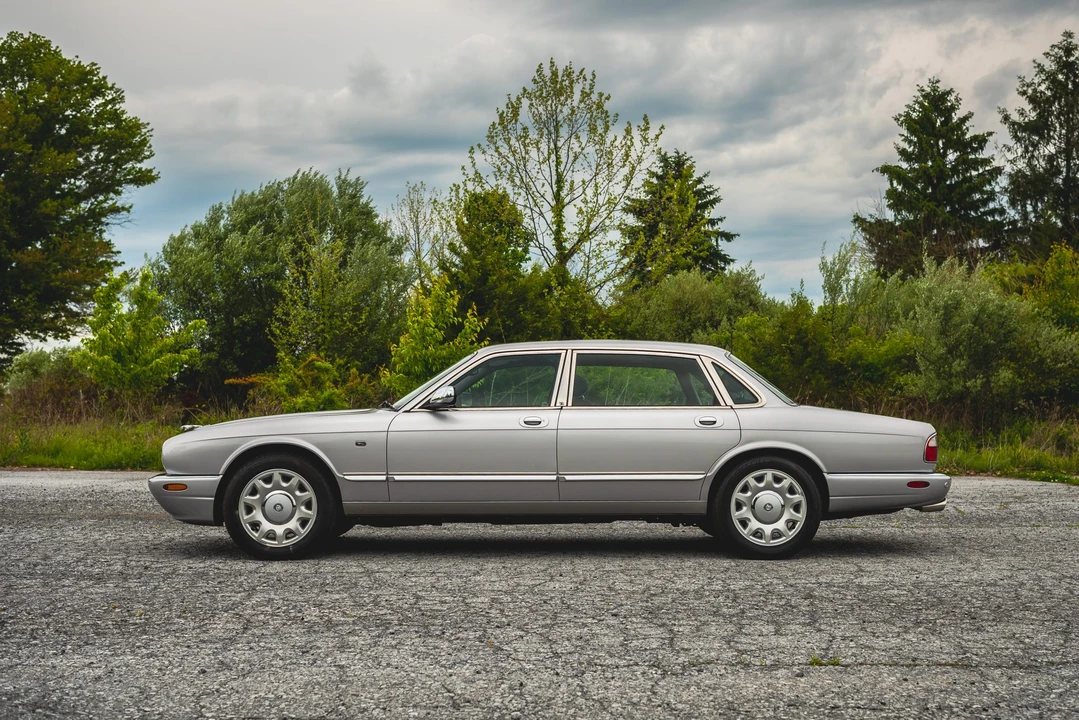 2003 Jaguar X308 XJ - Image 15 of 31