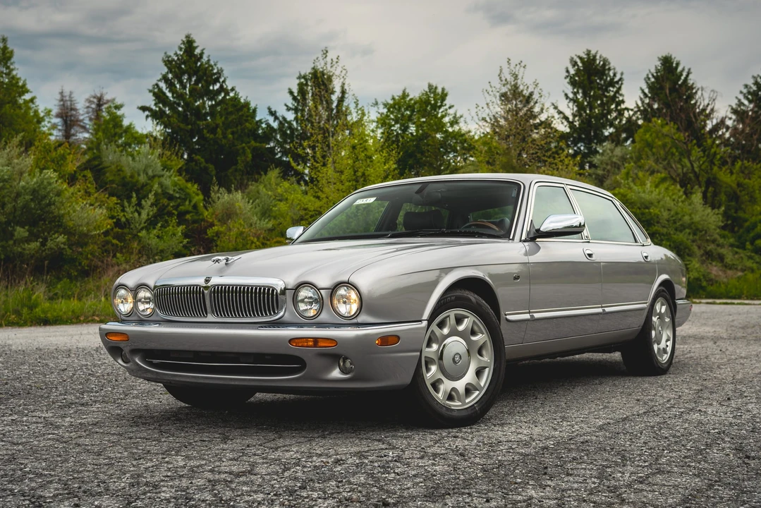 2003 Jaguar X308 XJ - Image 5 of 31