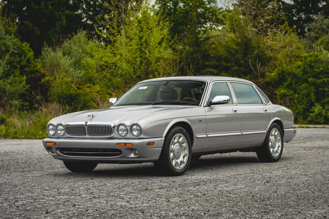 2003 Jaguar X308 XJ - Image 8 of 31