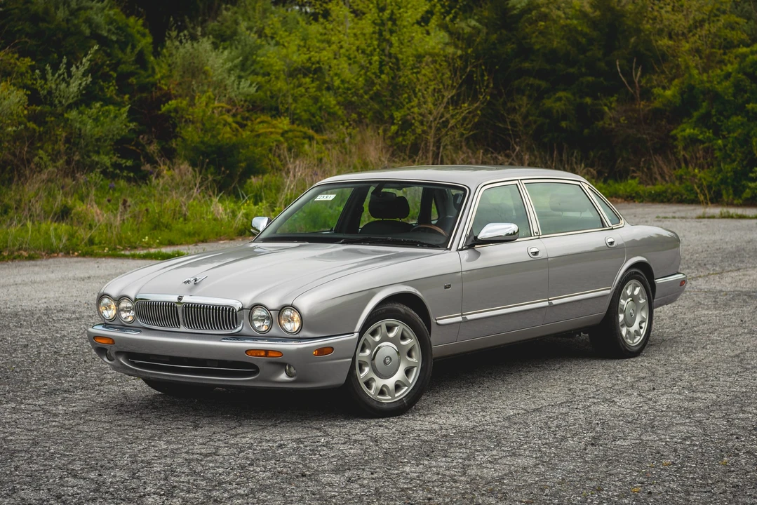 2003 Jaguar X308 XJ - Image 10 of 31