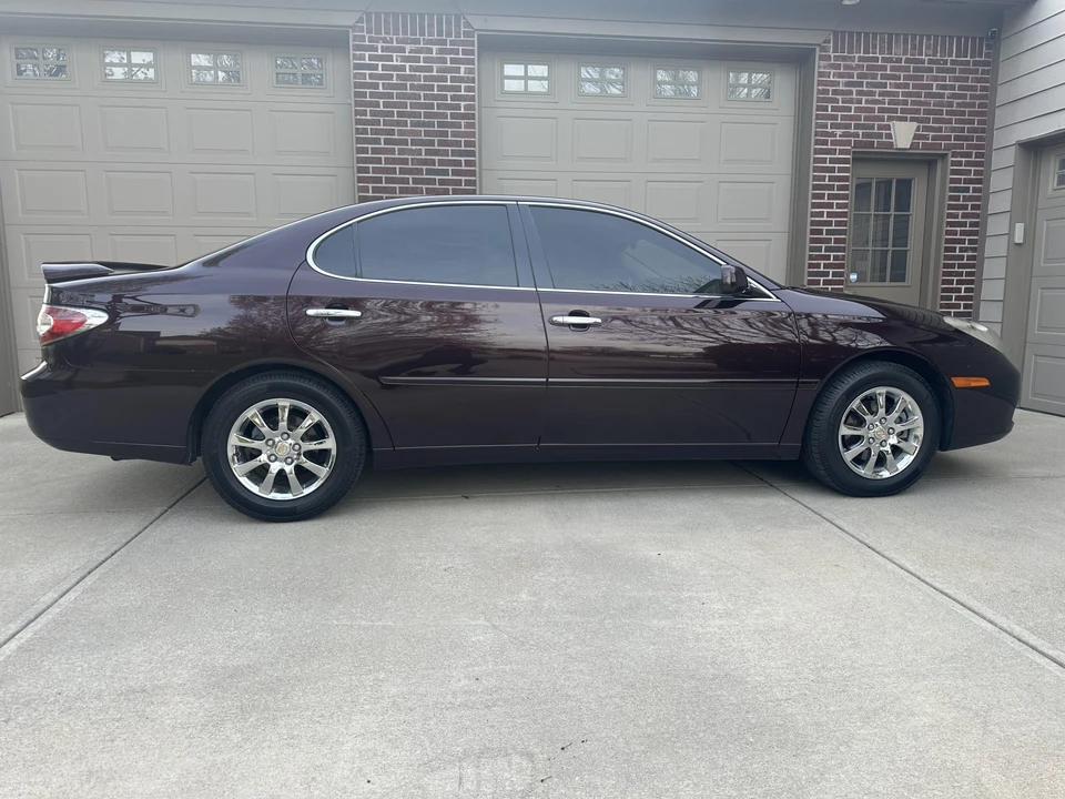 2003 Lexus ES 4th Gen - Image 6 of 31