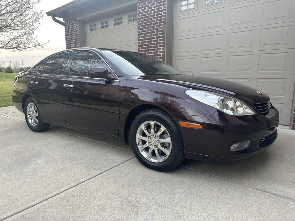 2003 Lexus ES 4th Gen - Image 4 of 31