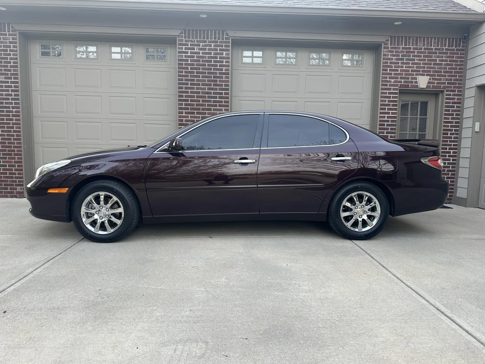 2003 Lexus ES 4th Gen - Image 19 of 31
