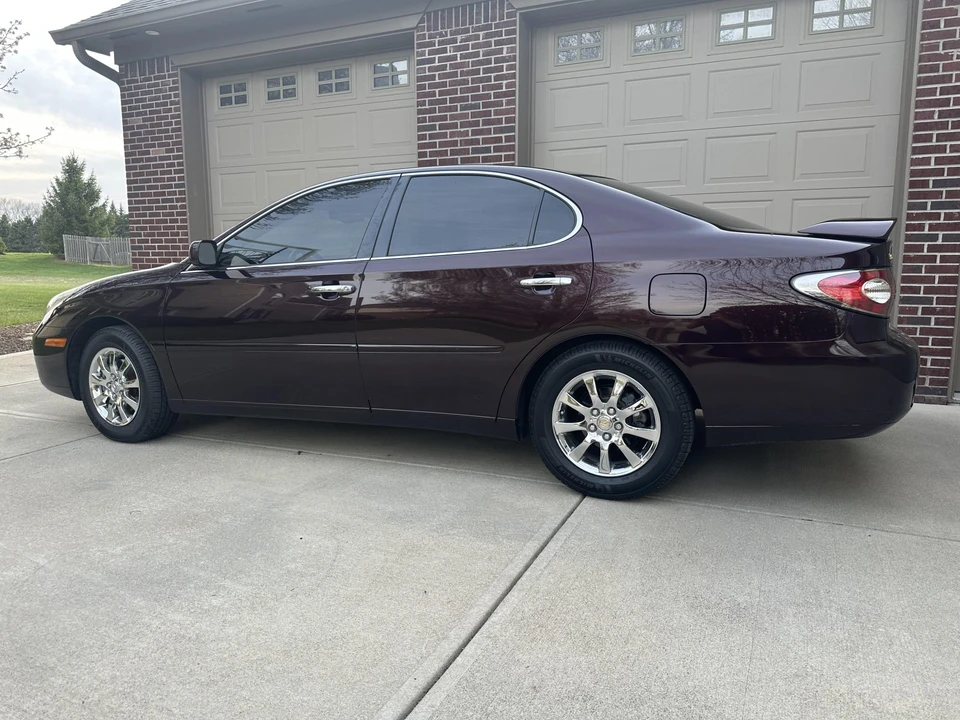 2003 Lexus ES 4th Gen - Image 17 of 31