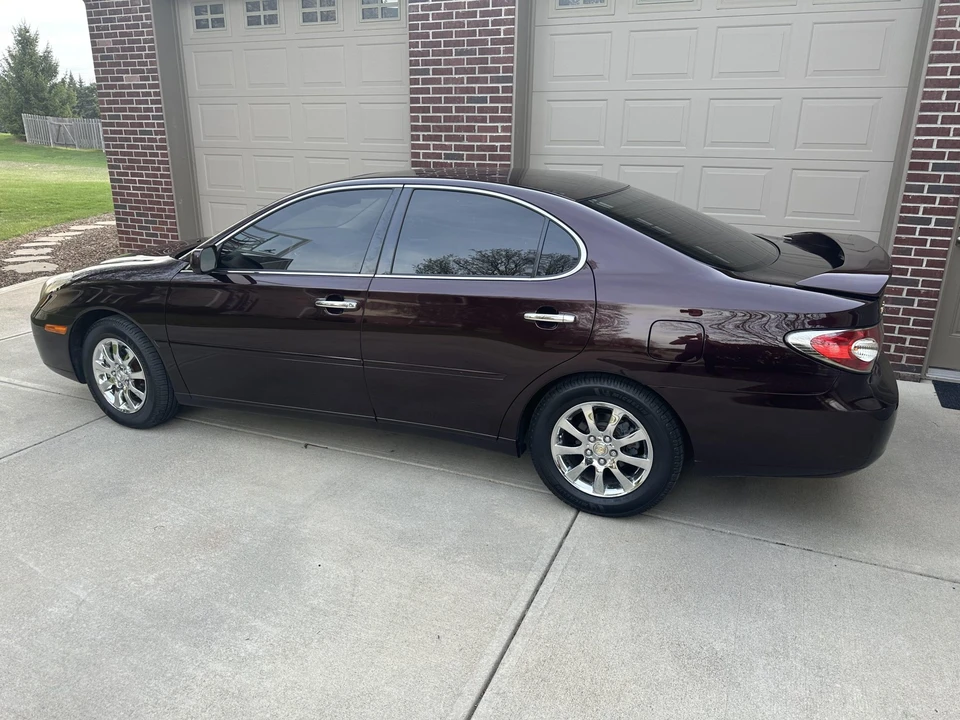 2003 Lexus ES 4th Gen - Image 16 of 31