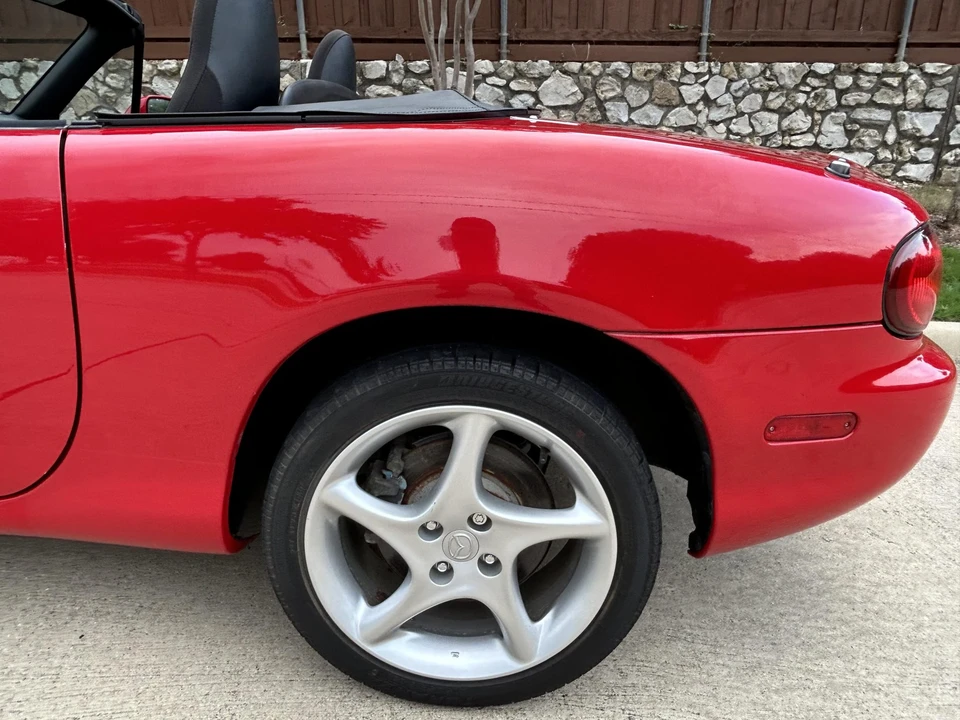 2003 Mazda NB MX-5 Miata - Image 27 of 31