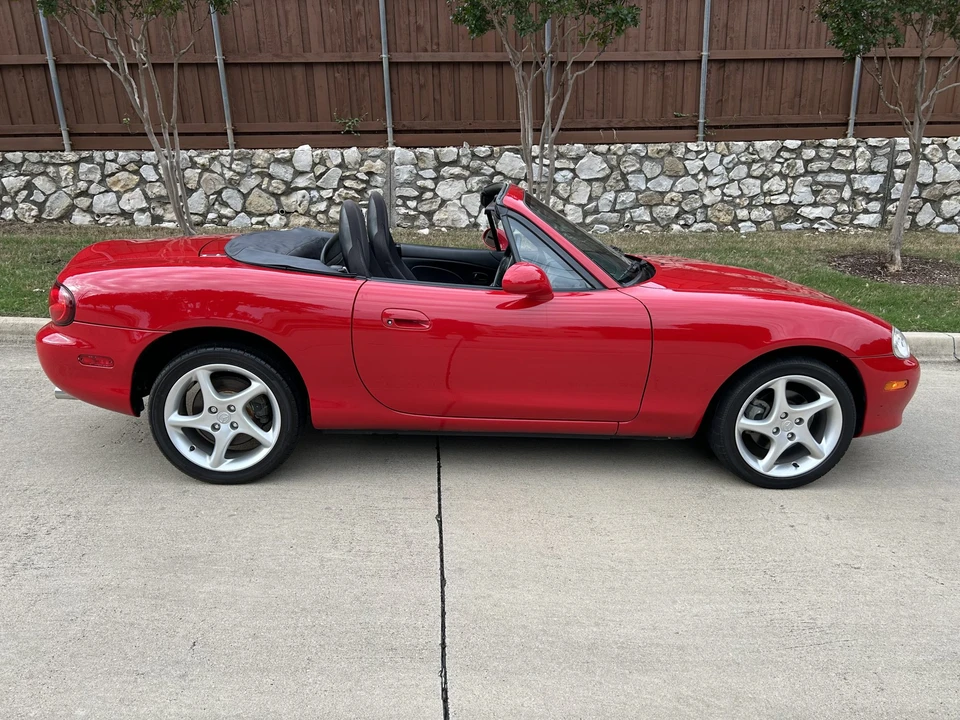 2003 Mazda NB MX-5 Miata - Image 10 of 31