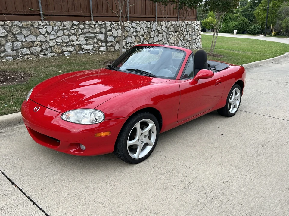 2003 Mazda NB MX-5 Miata - Image 2 of 31