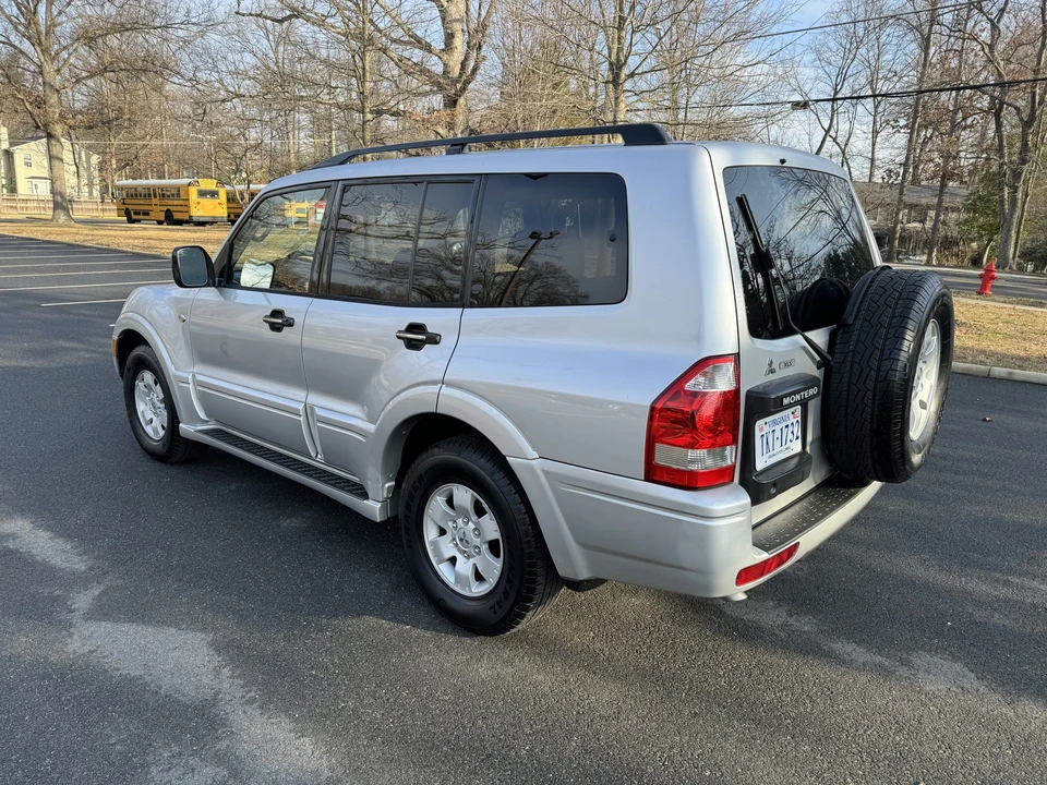 2003 Mitsubishi Pajero/Montero 3rd Gen - Image 8 of 31