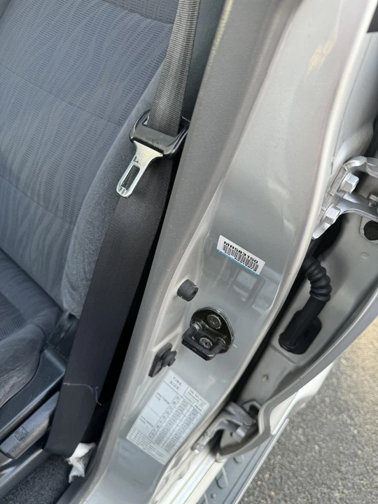 2003 Mitsubishi Pajero/Montero 3rd Gen - Image 12 of 31