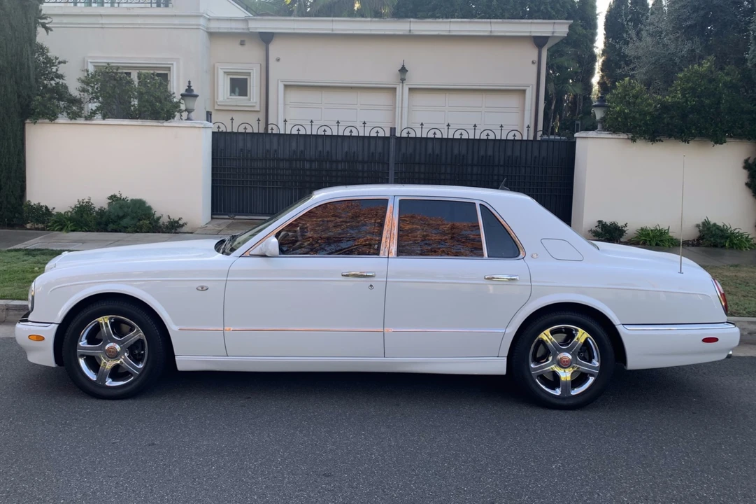 2004 Bentley Arnage R & RL - Image 9 of 31