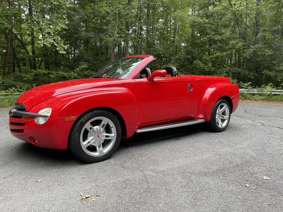 2004 Chevrolet SSR - Image 29 of 31