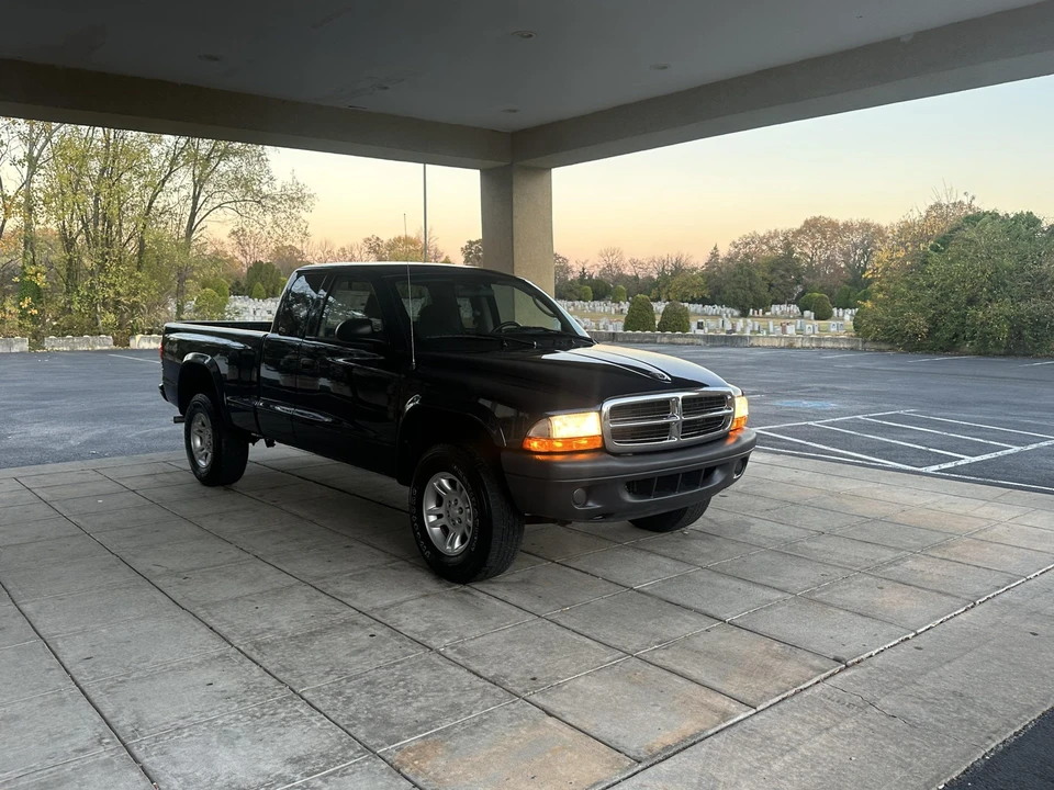 2004 Dodge Dakota 2nd Gen - Image 14 of 31