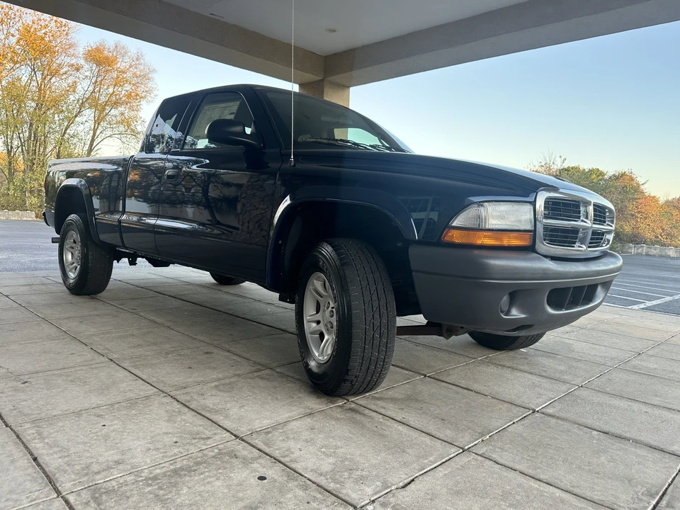 2004 Dodge Dakota 2nd Gen - Image 13 of 31